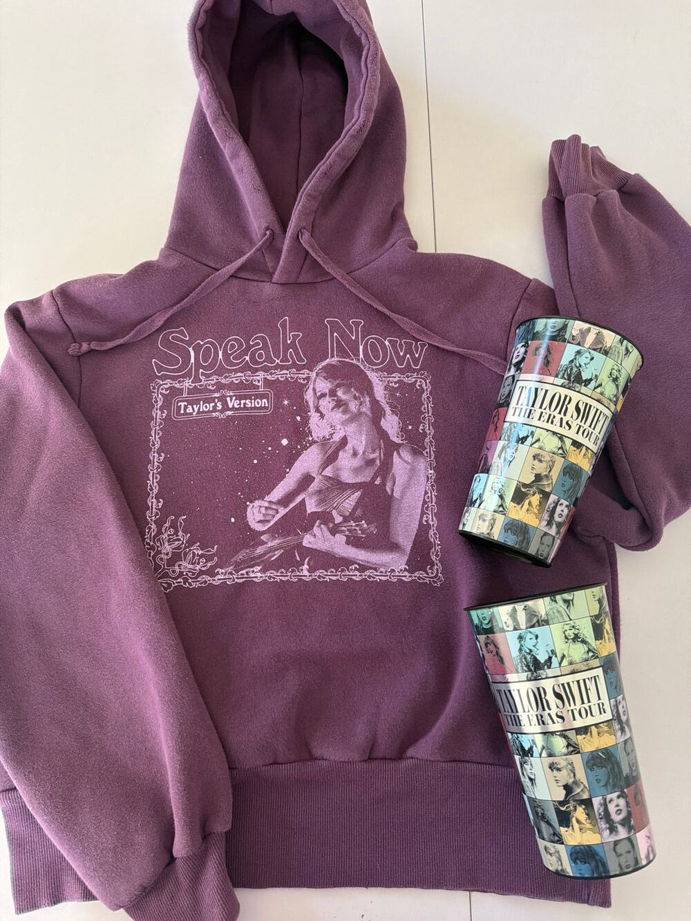 Official Taylor Swift Speak Now Taylor's Version Purple Hoodie Size Small + Cups